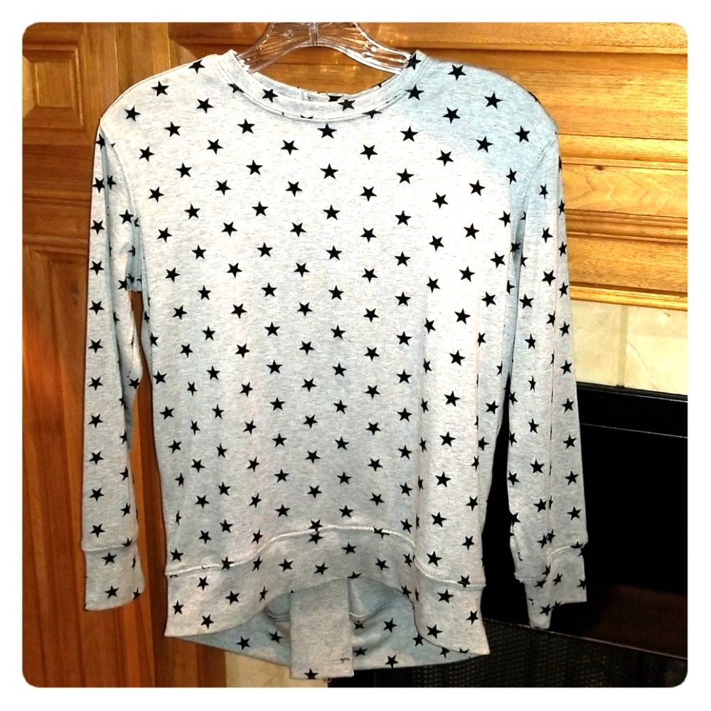 Star zipper back shirt NWOT